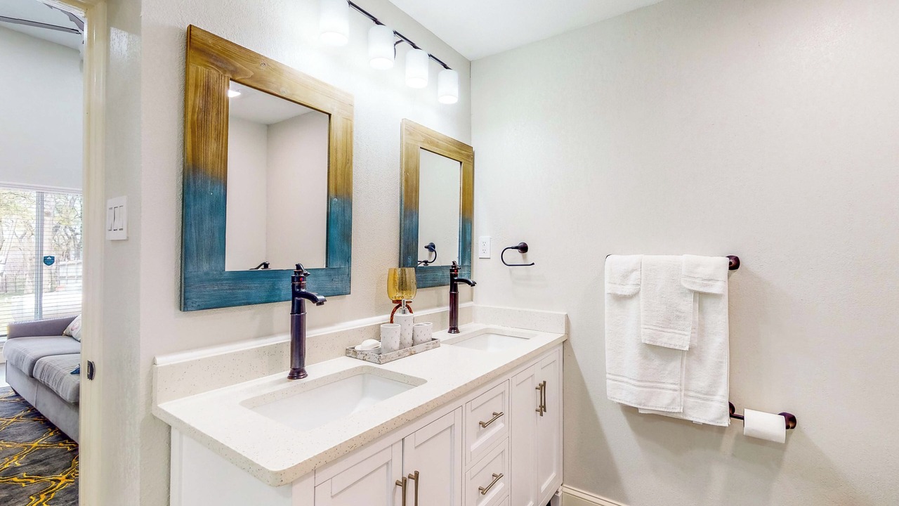 Photo of Bathroom in Quinlan