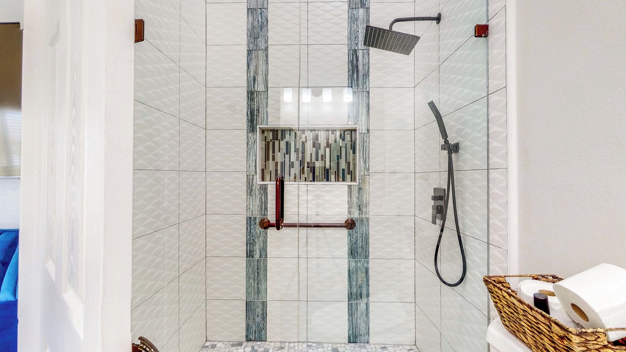 Photo of Bathroom in Quinlan