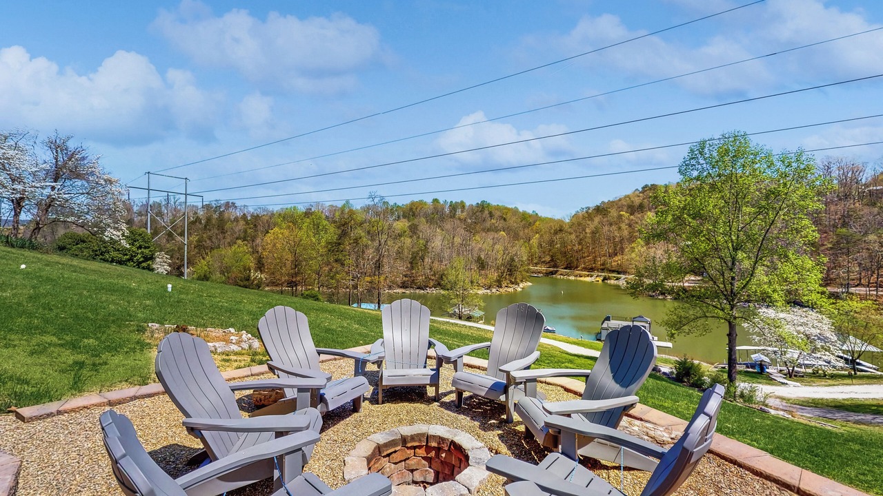 Photo of Outdoor in Caryville