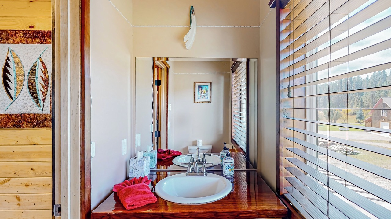 Photo of Bathroom in Garden Valley