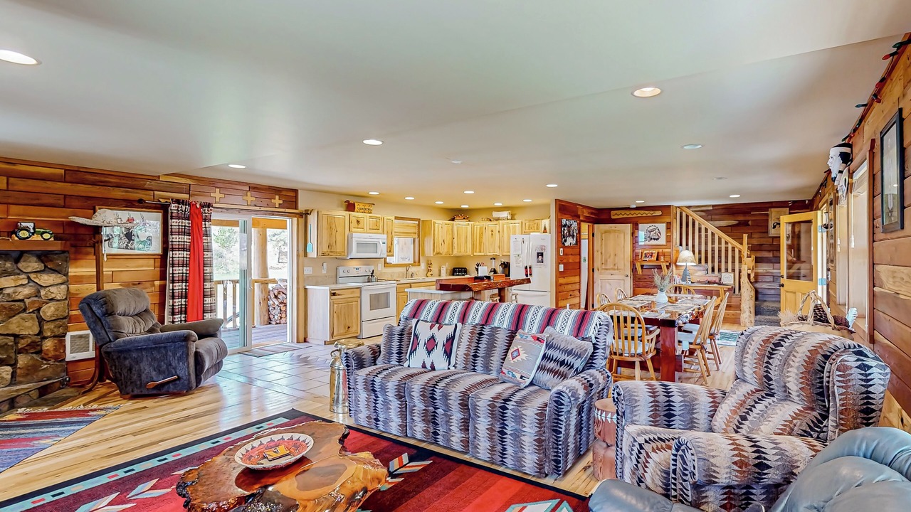 Photo of Livingroom in Garden Valley