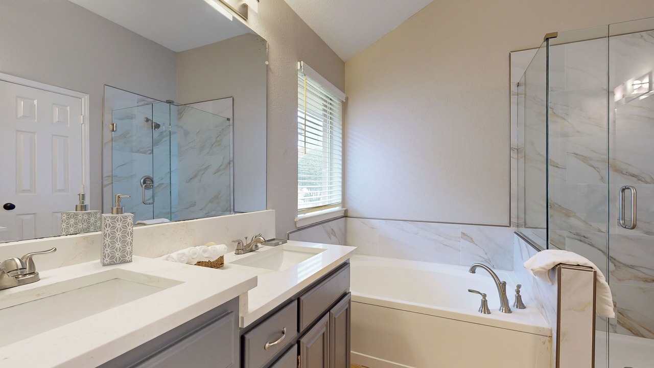 Photo of Bathroom in Frisco