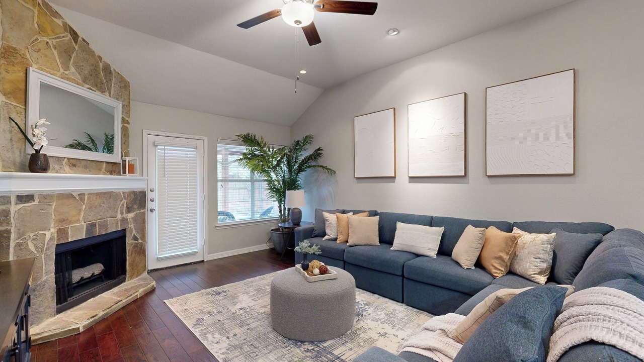 Photo of Livingroom in Frisco