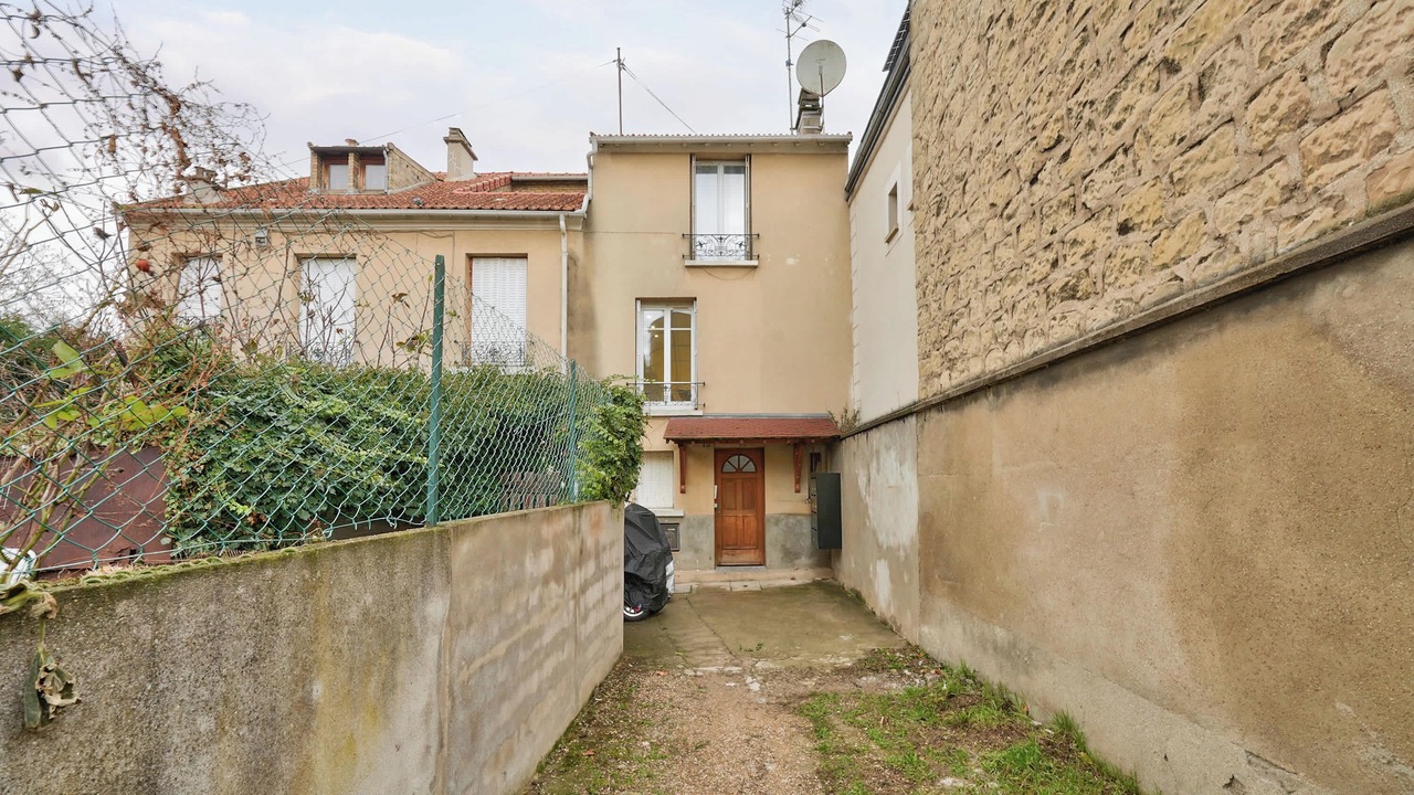 Photo of Outdoor in Centre