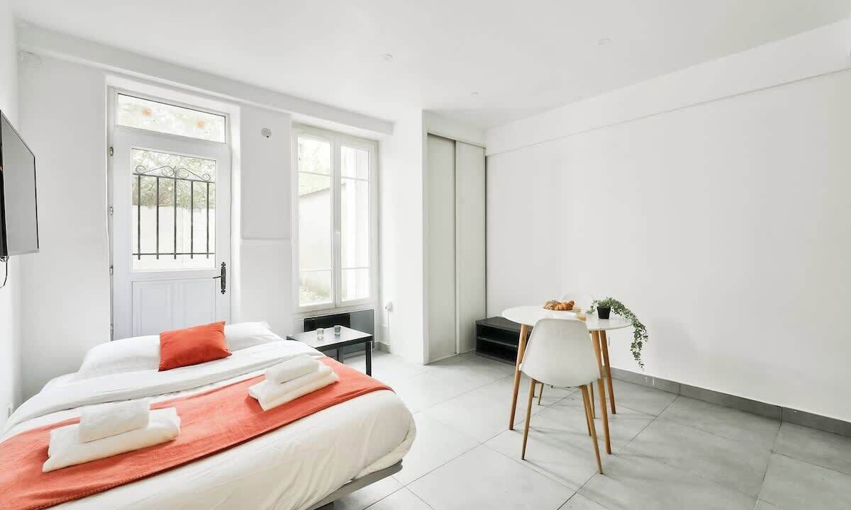 Photo of Bedroom in Centre