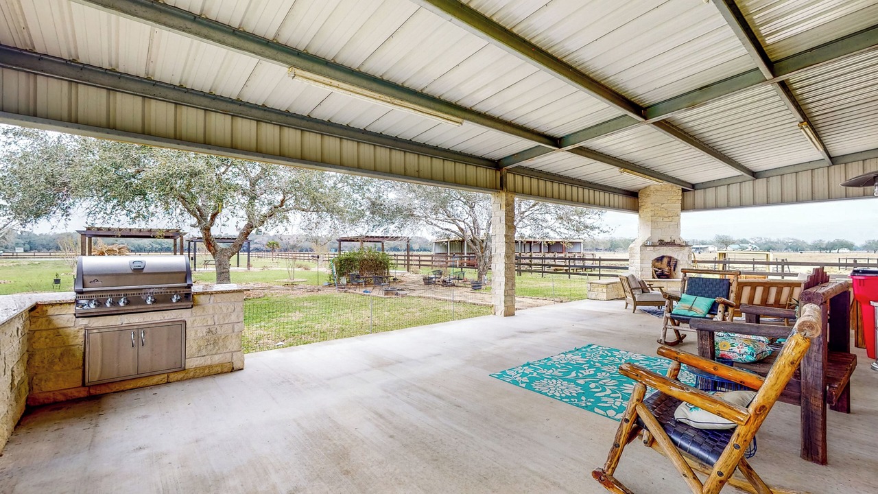 Photo of Patio Balcony in Blessing
