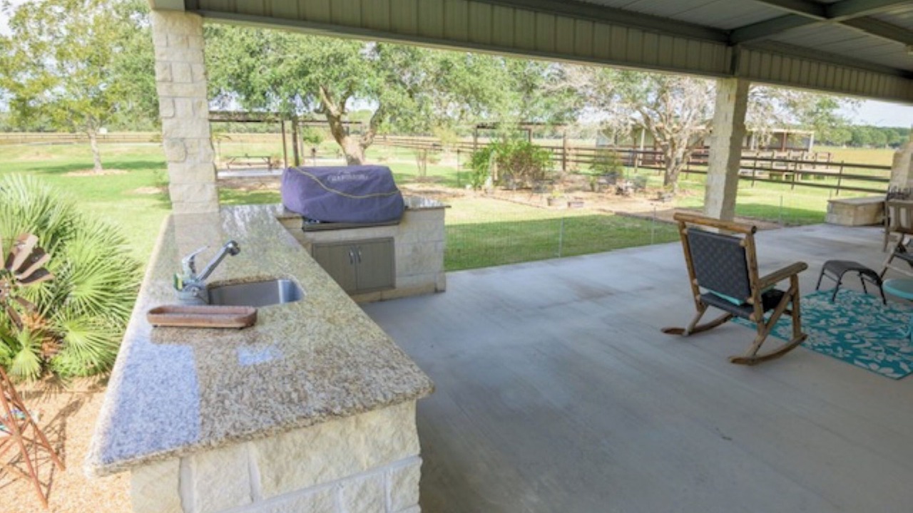 Photo of Patio Balcony in Blessing