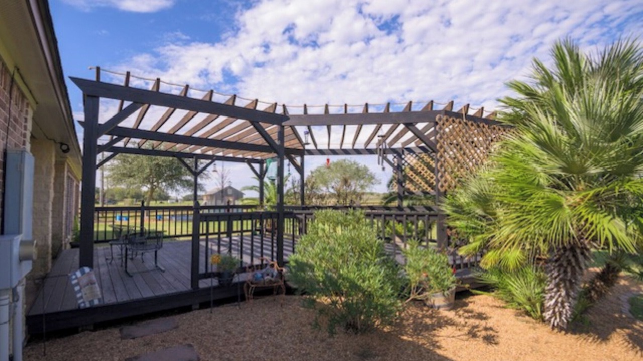 Photo of Patio Balcony in Blessing