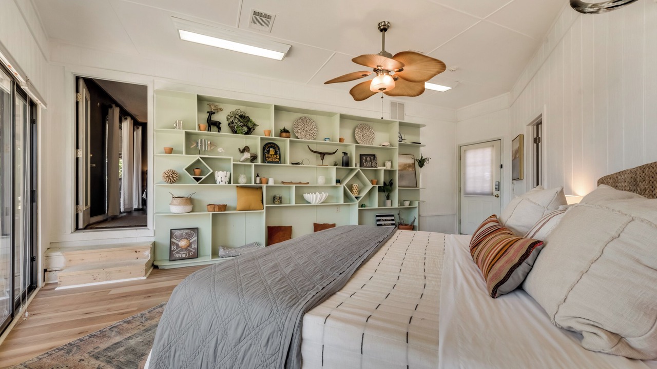 Photo of Bedroom in Gun Barrel City
