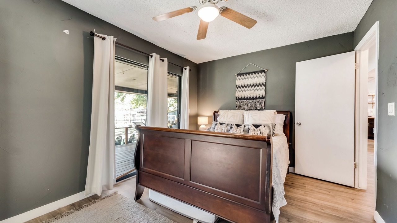 Photo of Bedroom in Gun Barrel City