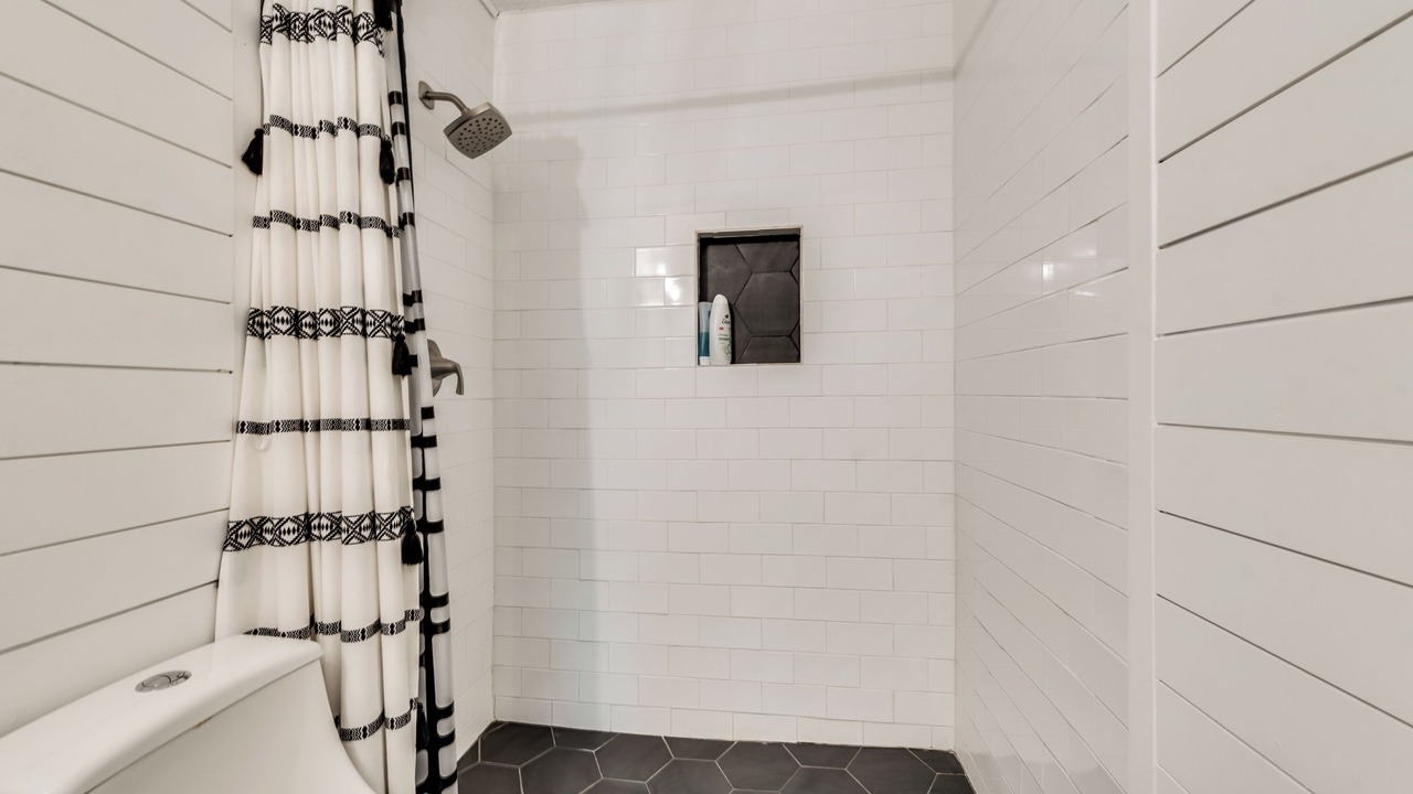 Photo of Bathroom in Gun Barrel City