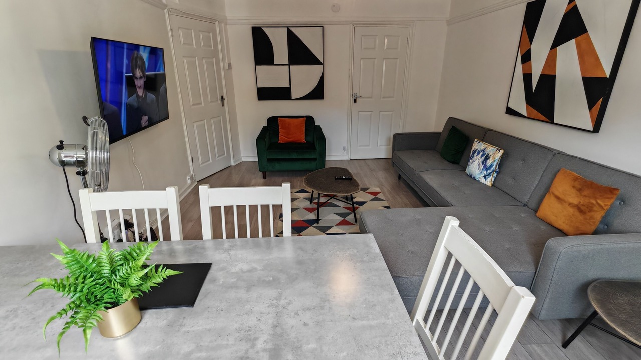 Photo of Livingroom in Finsbury