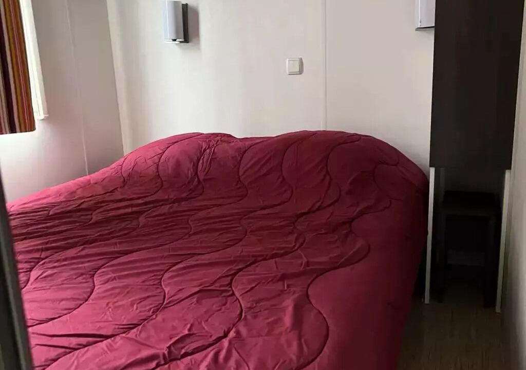 Photo of Bedroom in Saint-Julien-de-Peyrolas