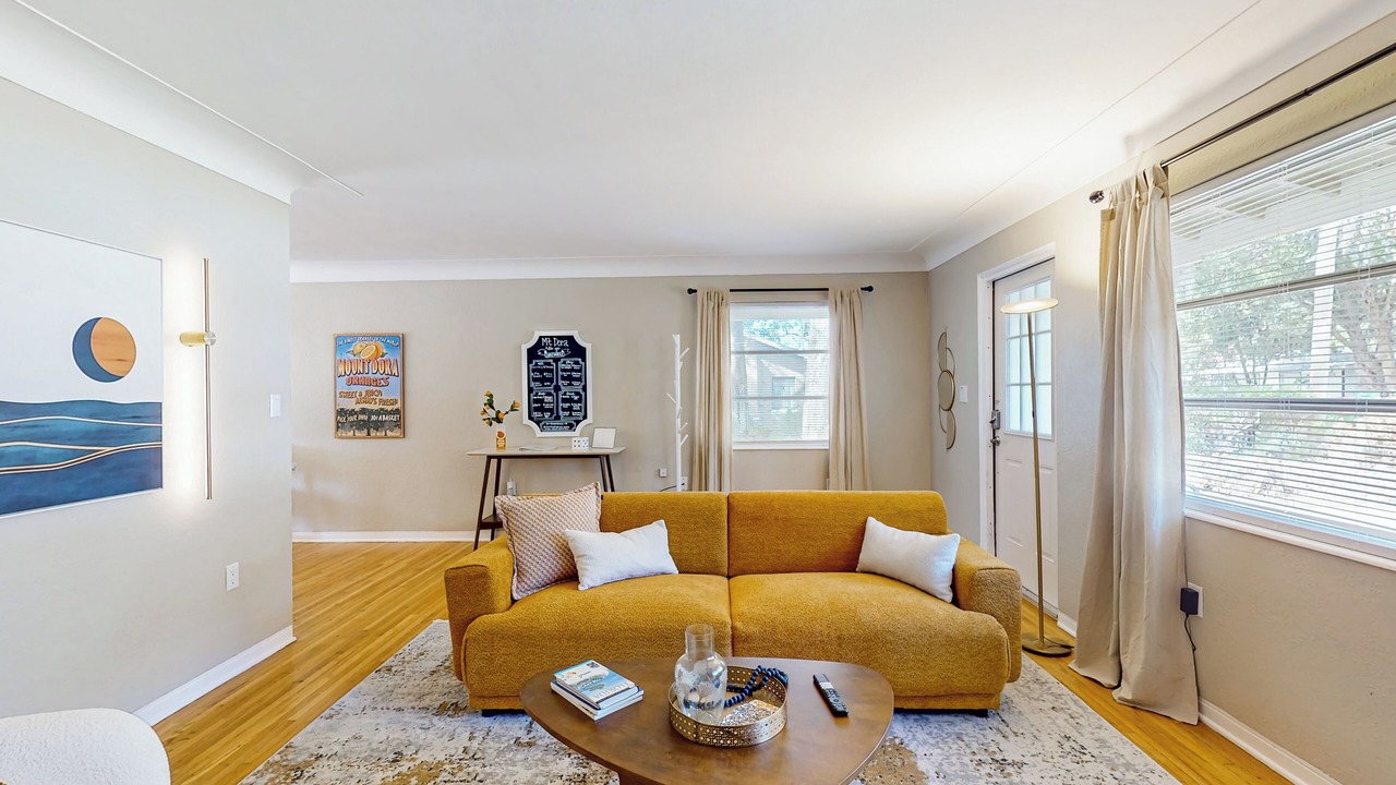 Photo of Livingroom in Mount Dora