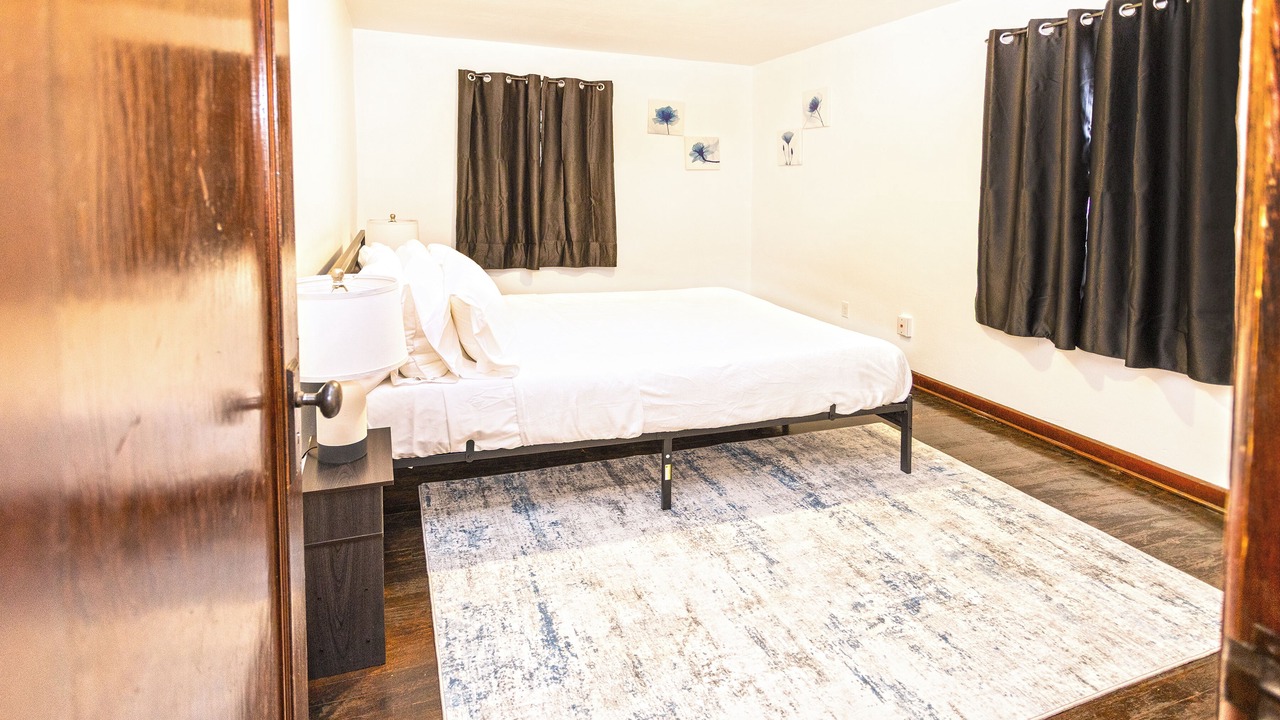 Photo of Bedroom in Jennings