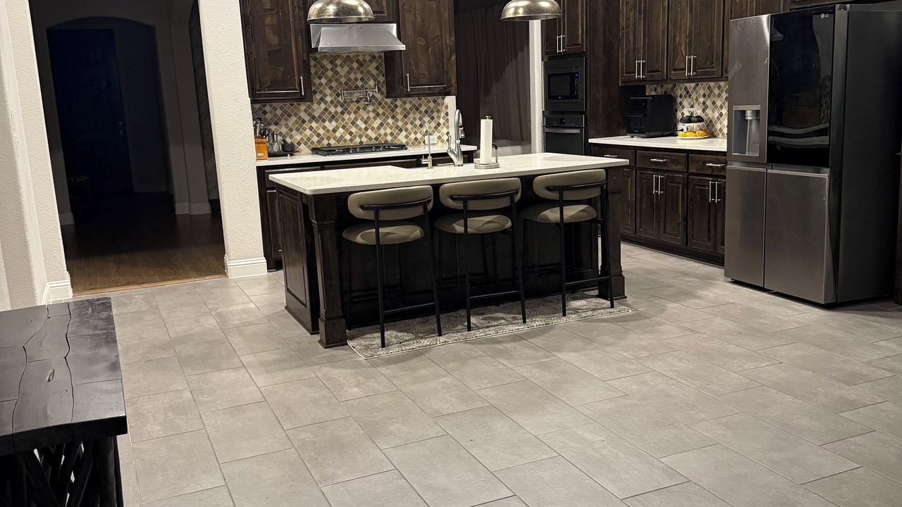 Photo of Kitchen in Aubrey