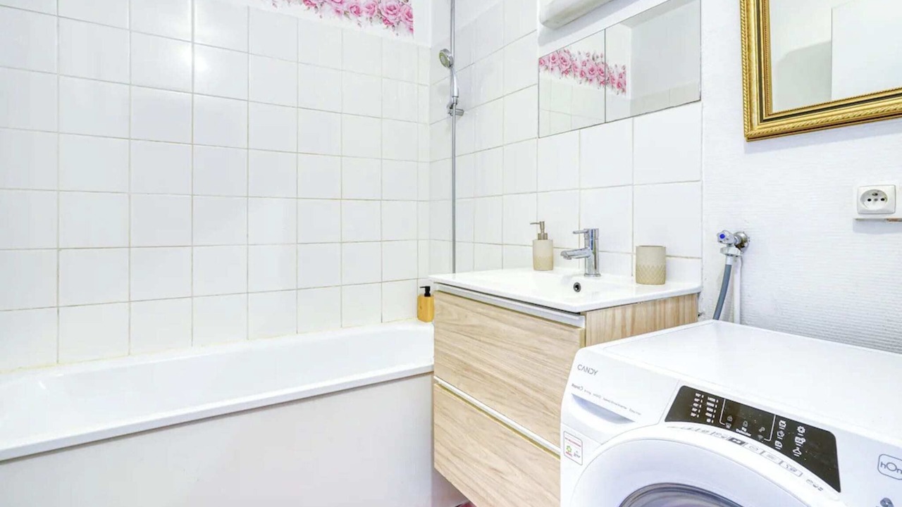 Photo of Bathroom in L'Hay-les-Roses