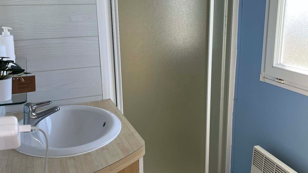 Photo of Bathroom in Equihen-Plage