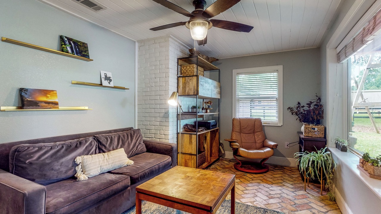Photo of Livingroom in Tomball