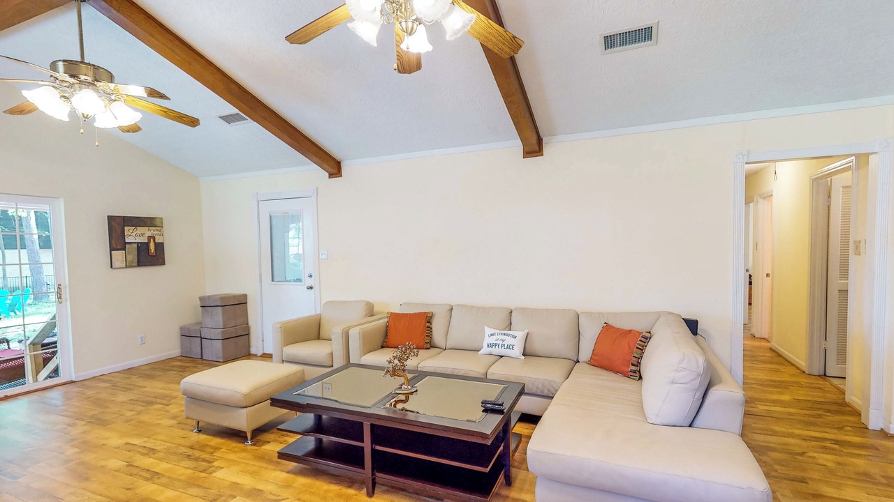 Photo of Livingroom in Cape Royale
