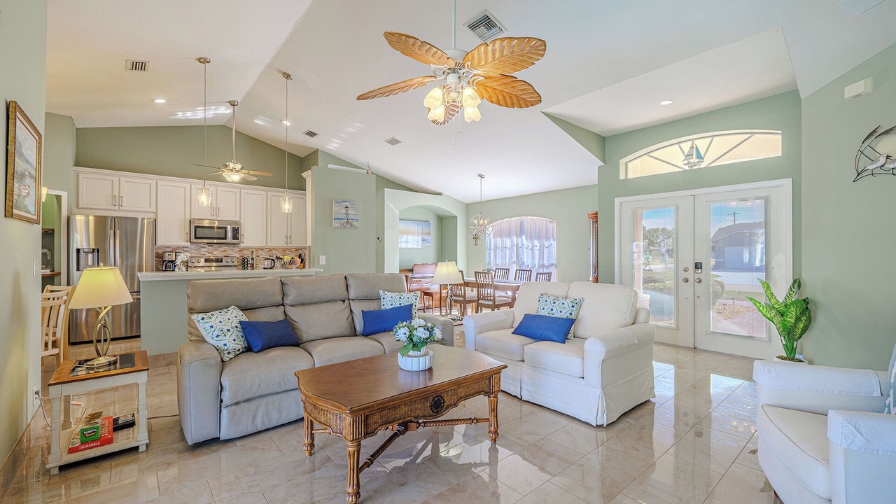 Photo of Livingroom in Fort Myers