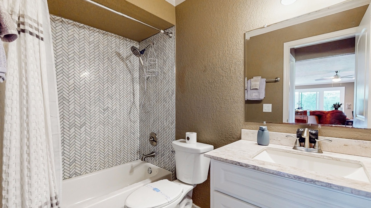 Photo of Bathroom in Micanopy