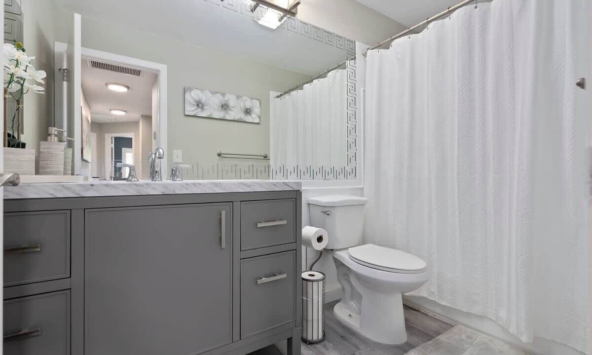 Photo of Bathroom in Kapolei