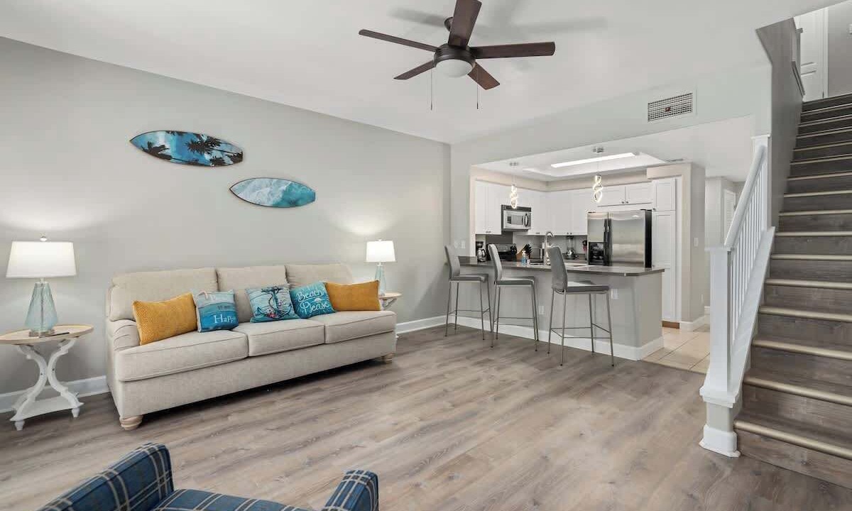 Photo of Livingroom in Kapolei