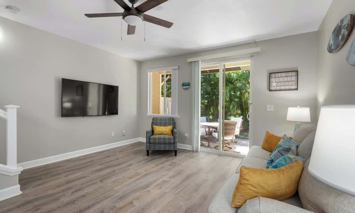 Photo of Livingroom in Kapolei