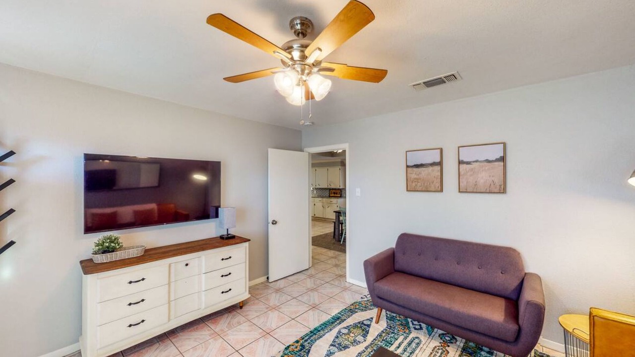 Photo of Livingroom in Waco