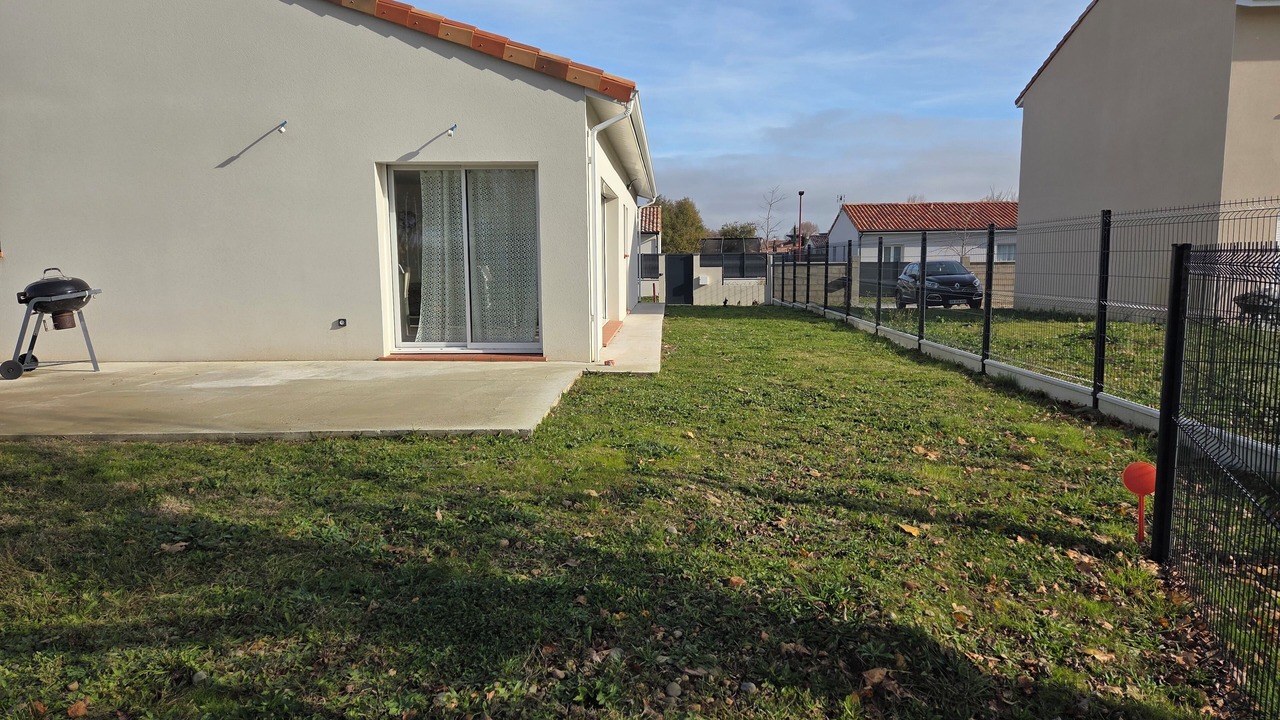 Photo of Outdoor in Peyssies
