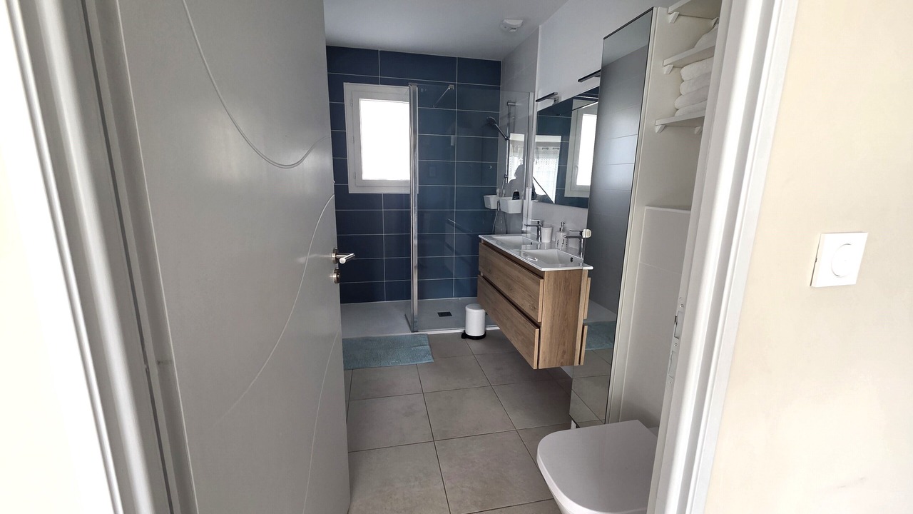 Photo of Bathroom in Peyssies