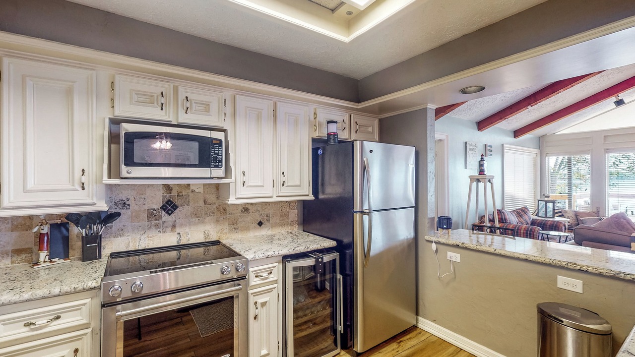 Photo of Kitchen in West Livingston