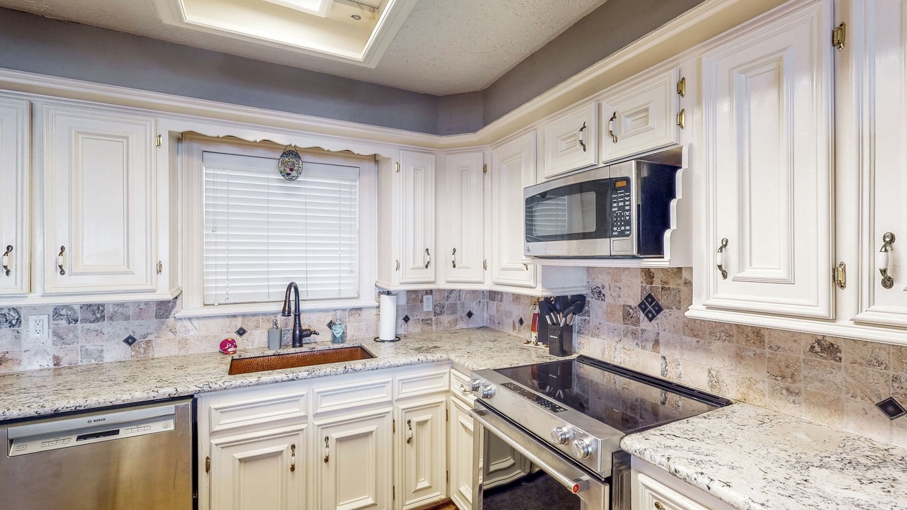 Photo of Kitchen in West Livingston