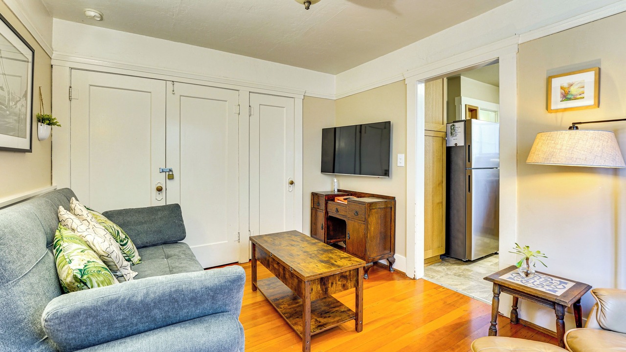 Photo of Livingroom in Beach Hill - Beach Flats