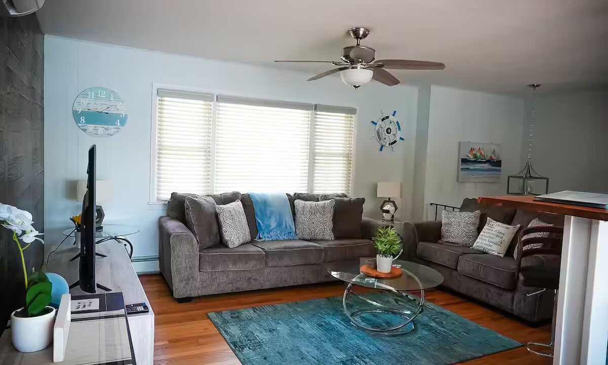 Photo of Livingroom in Greenwood Lake