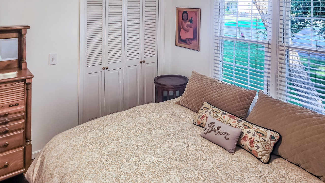 Photo of Bedroom in Overland Park