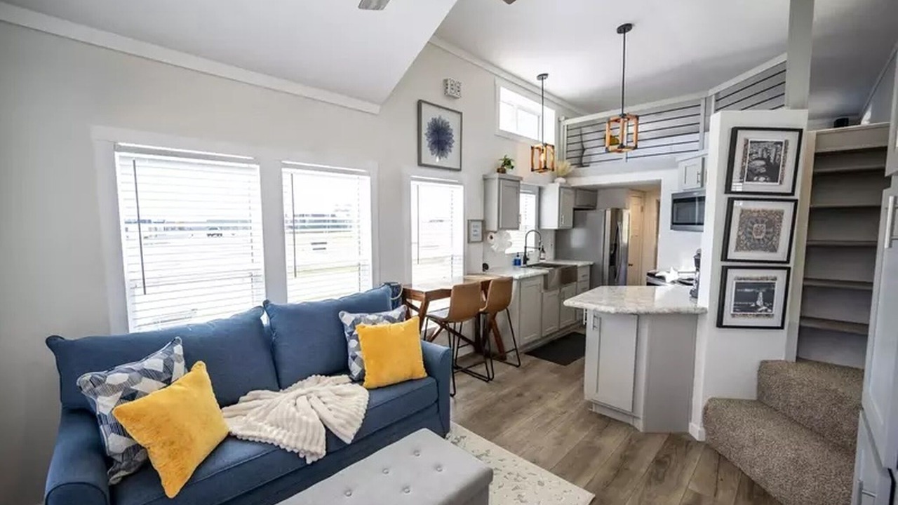 Photo of Livingroom in Fredericksburg