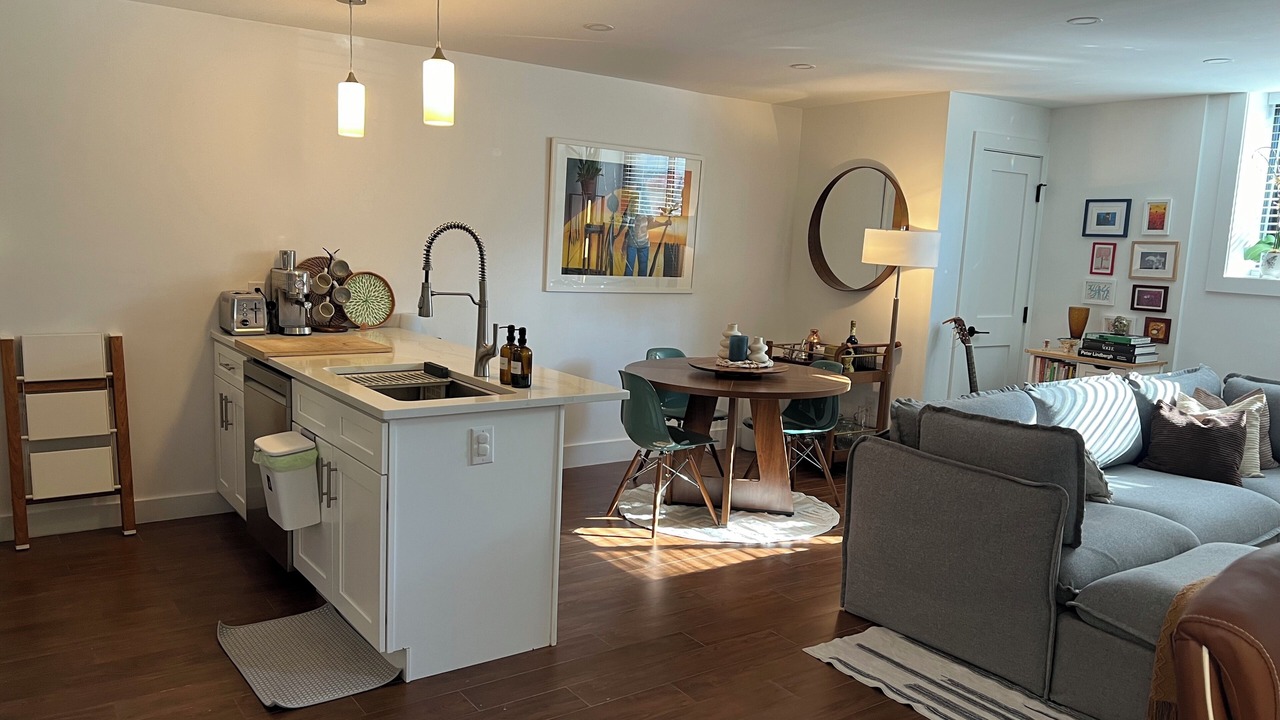 Photo of Others in Ditmars Steinway