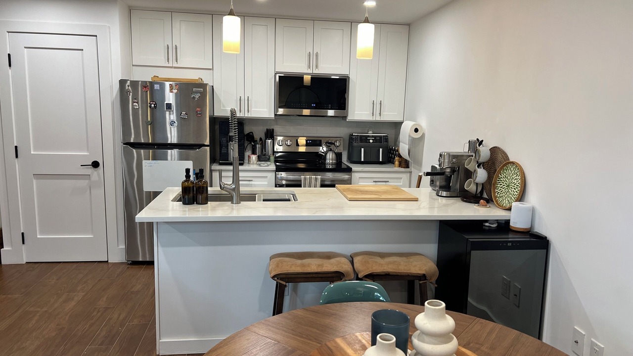 Photo of Kitchen in Ditmars Steinway