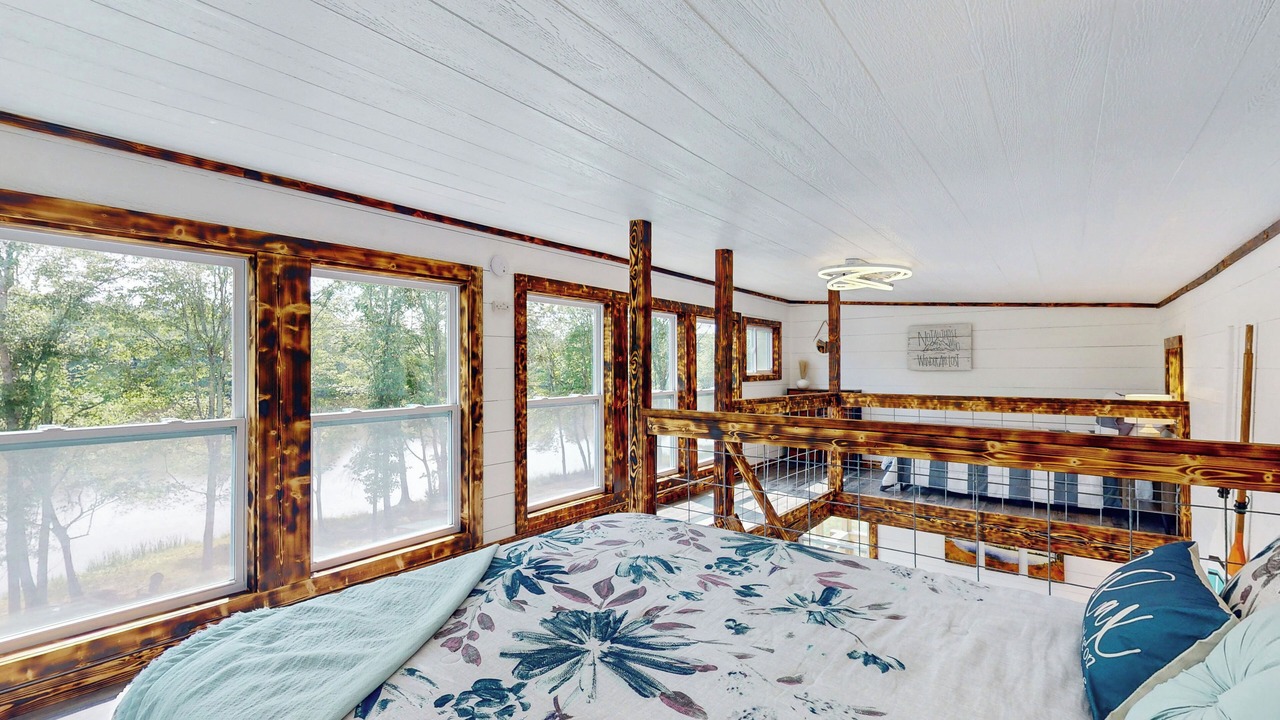 Photo of Bedroom in Cedar Bluff