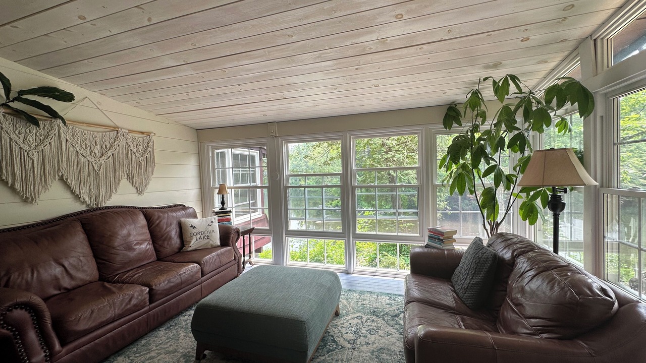 Photo of Livingroom in Havelock-Belmont-Methuen