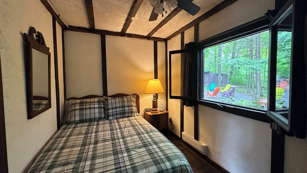 Photo of Bedroom in Havelock-Belmont-Methuen