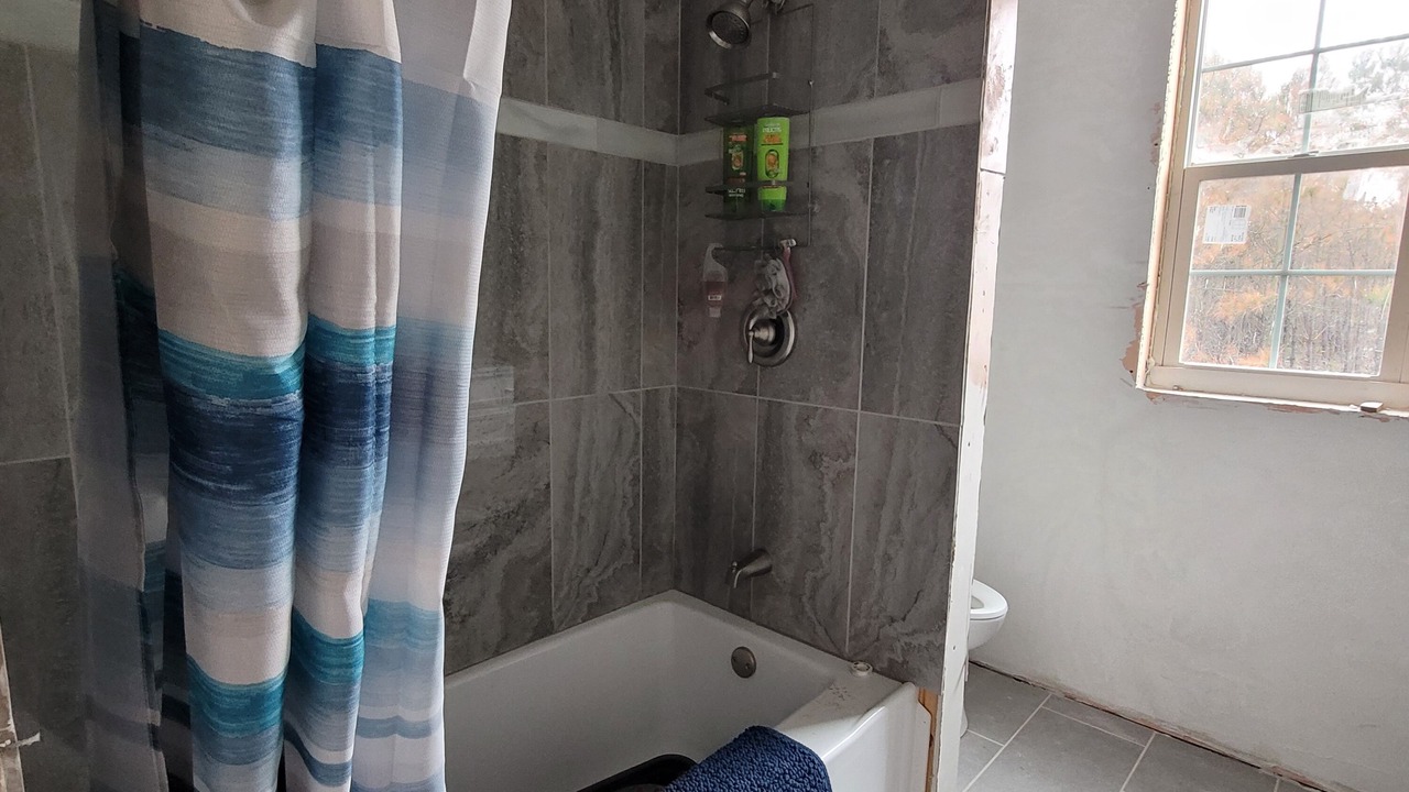Photo of Bathroom in Cedar Island