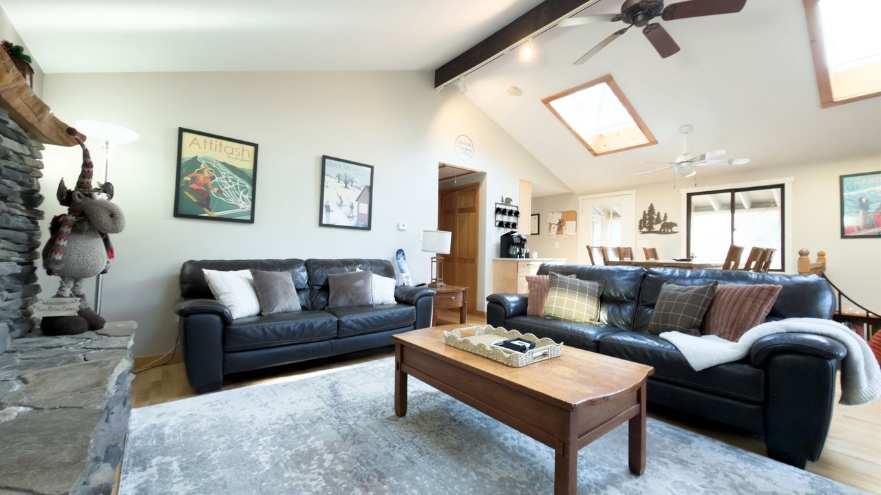 Photo of Livingroom in Birch Hill