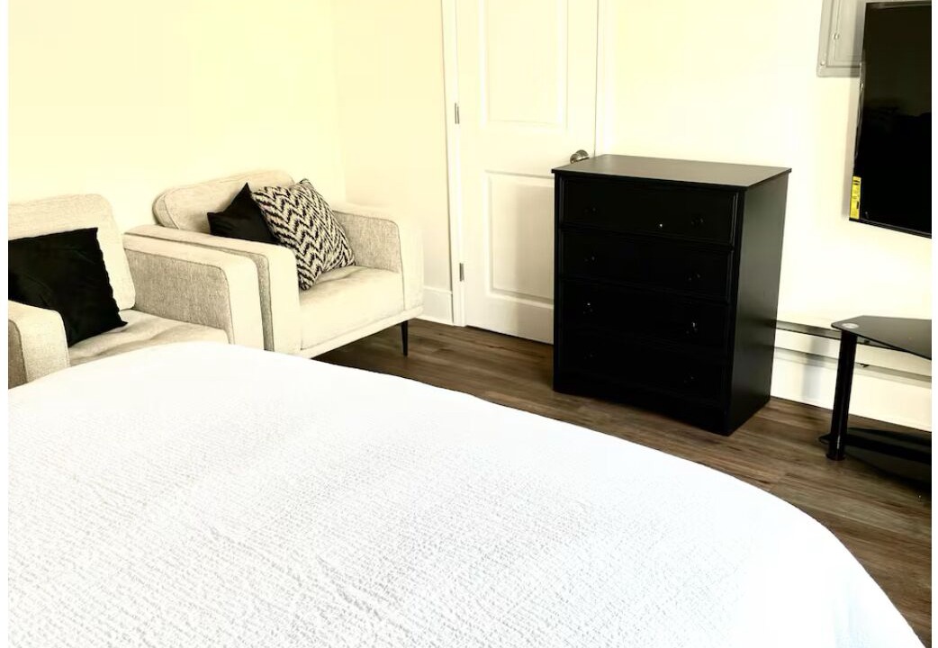 Photo of Bedroom in Fairmount