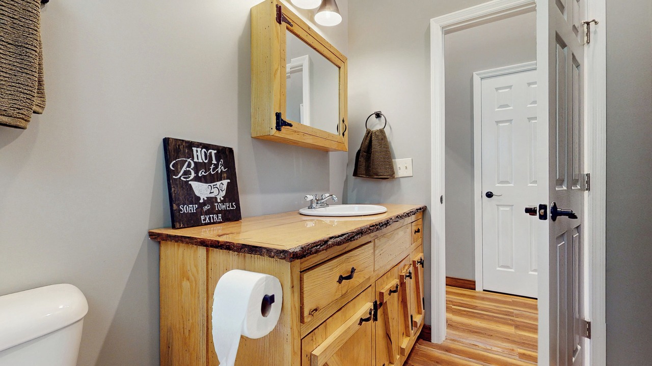 Photo of Bathroom in Lookout Mountain