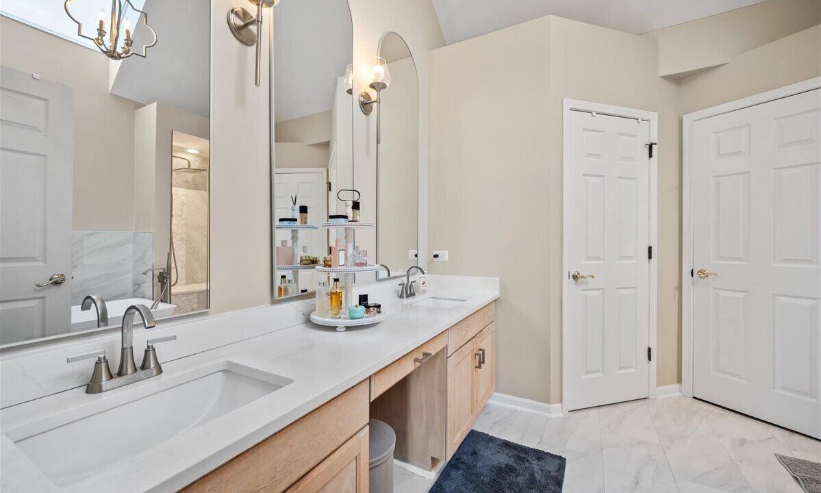 Photo of Bathroom in Batavia