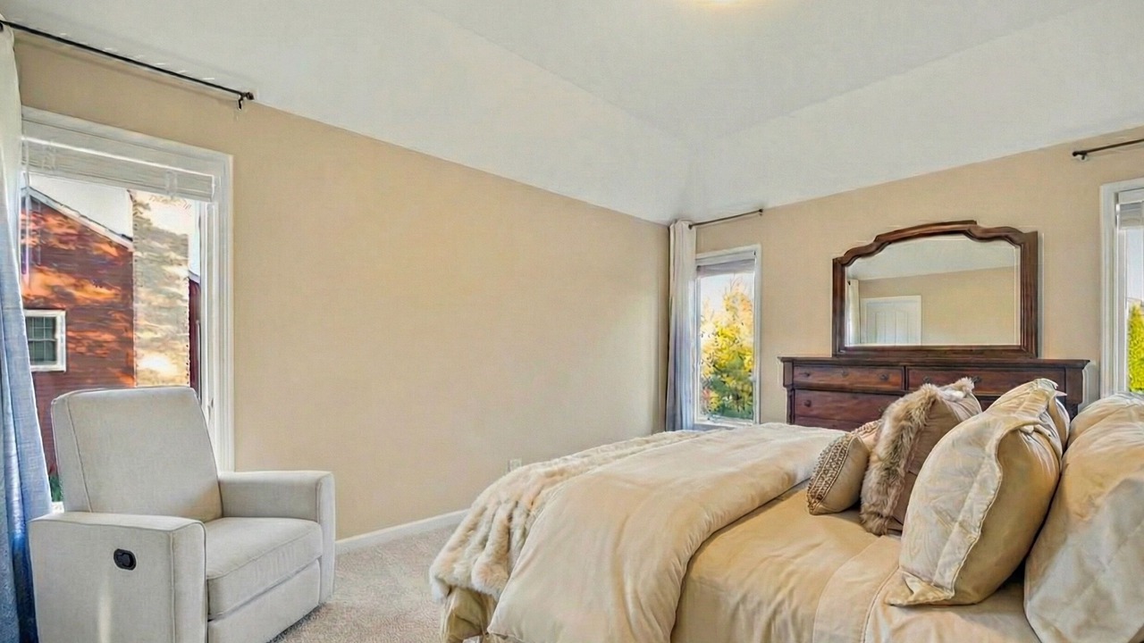 Photo of Bedroom in Batavia