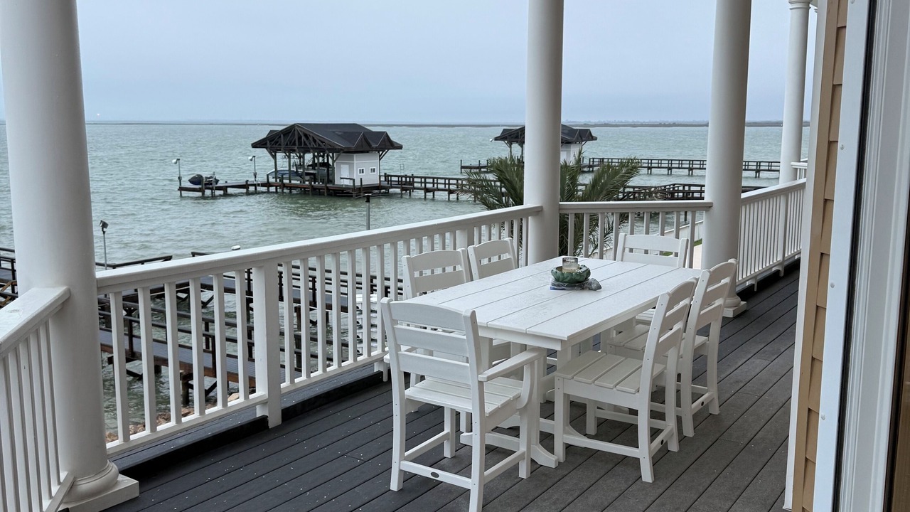 Photo of Patio Balcony in Galveston